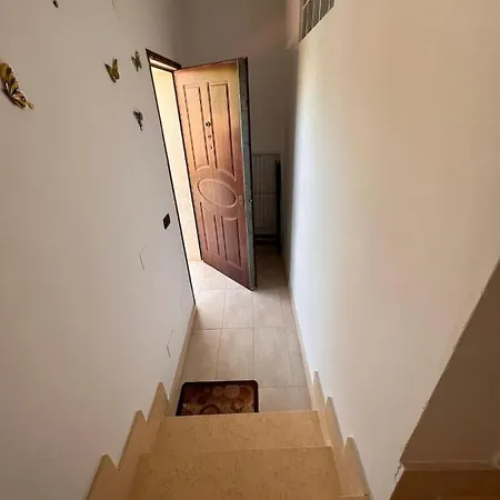 Ceraso Bed & Breakfast Mondragone